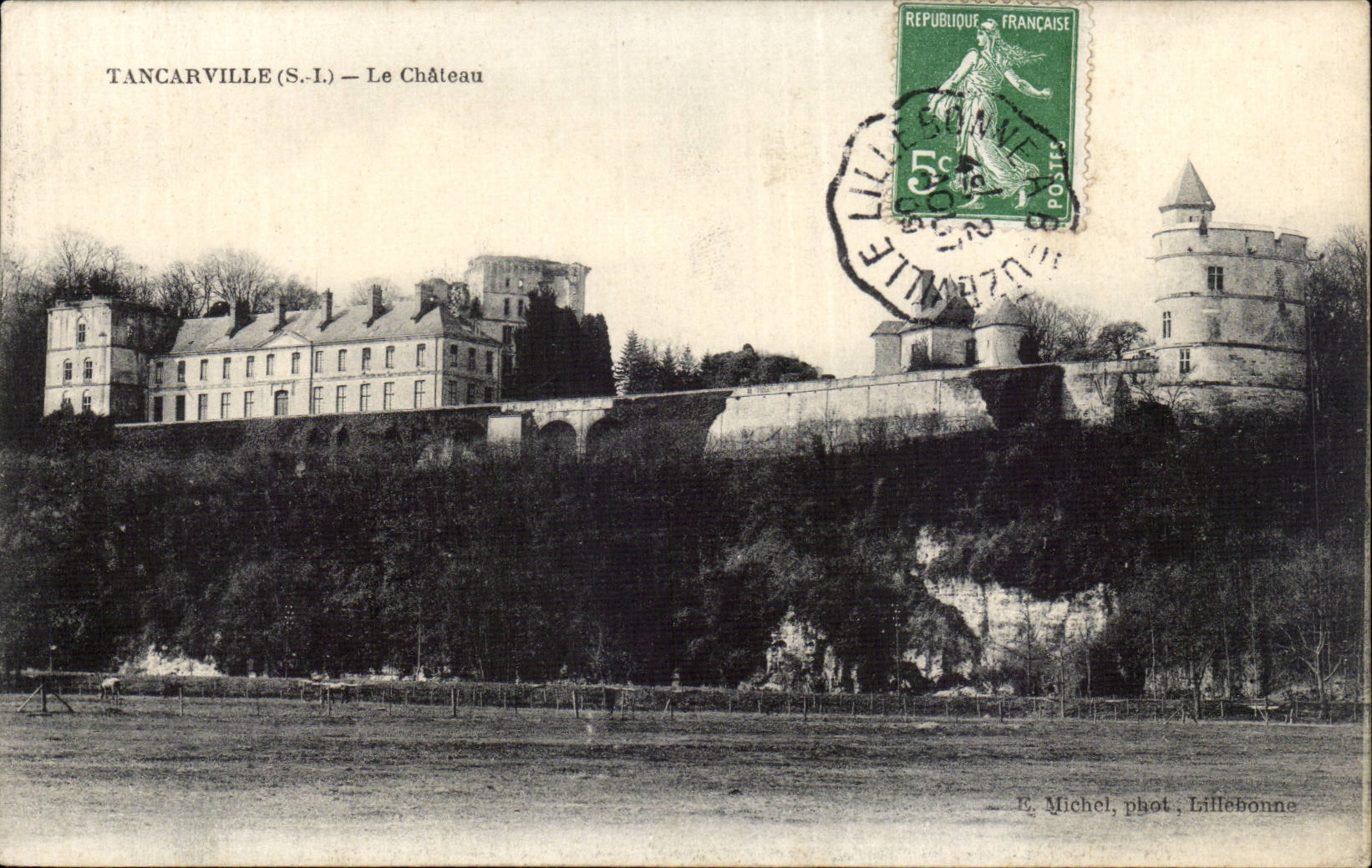 Tancarville - Vue du Chateau - CPA 