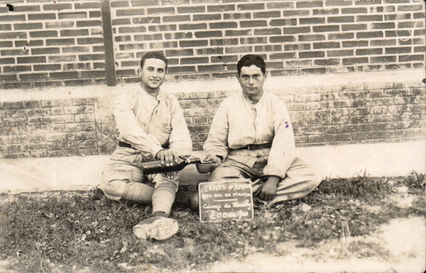 CARTE PHOTO Soldats Militaria Camp de Mailly
