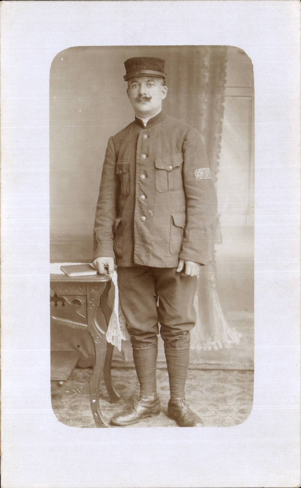 CARTE PHOTO Soldat Militaria 