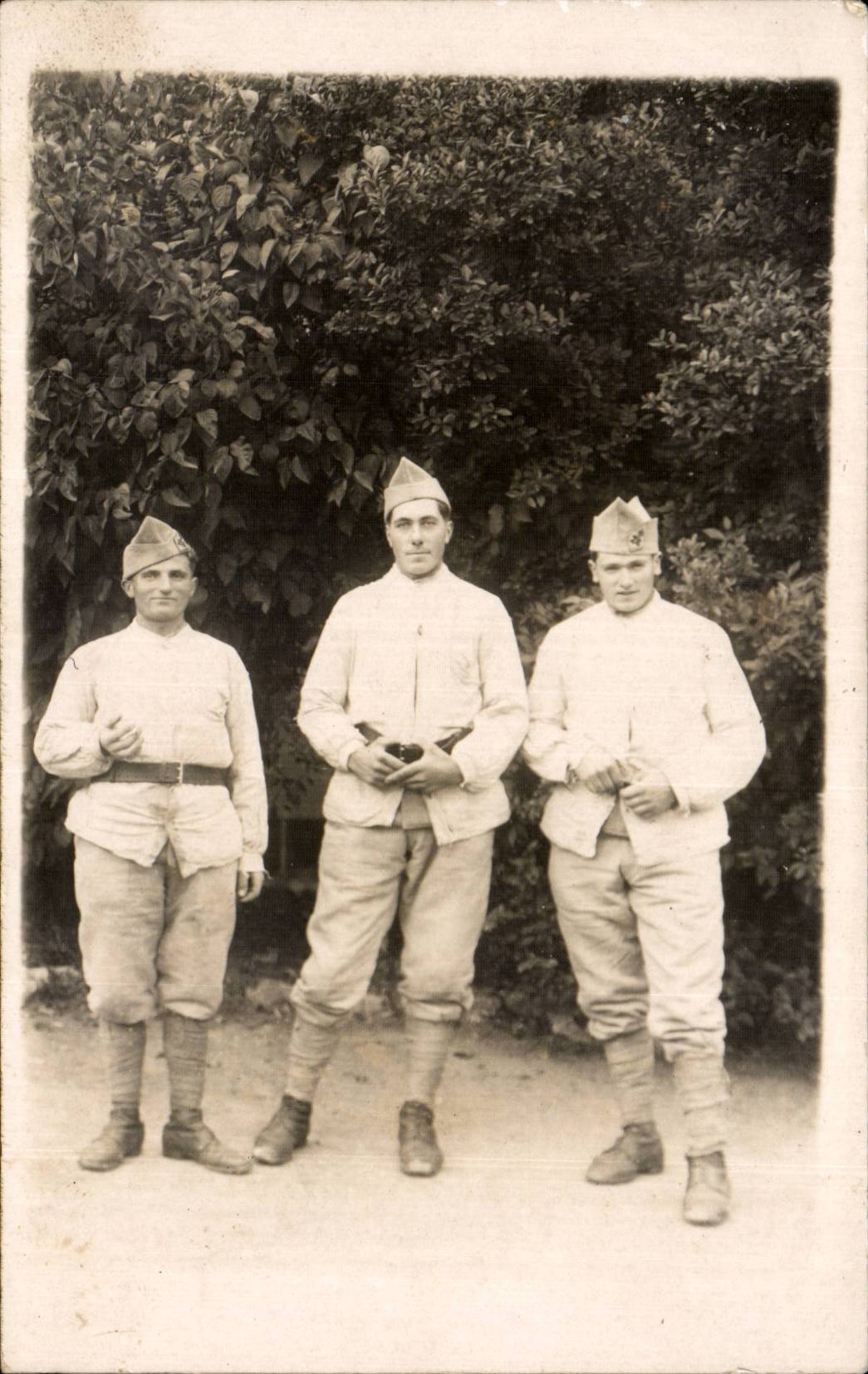 CARTE PHOTO Soldat Militaria 