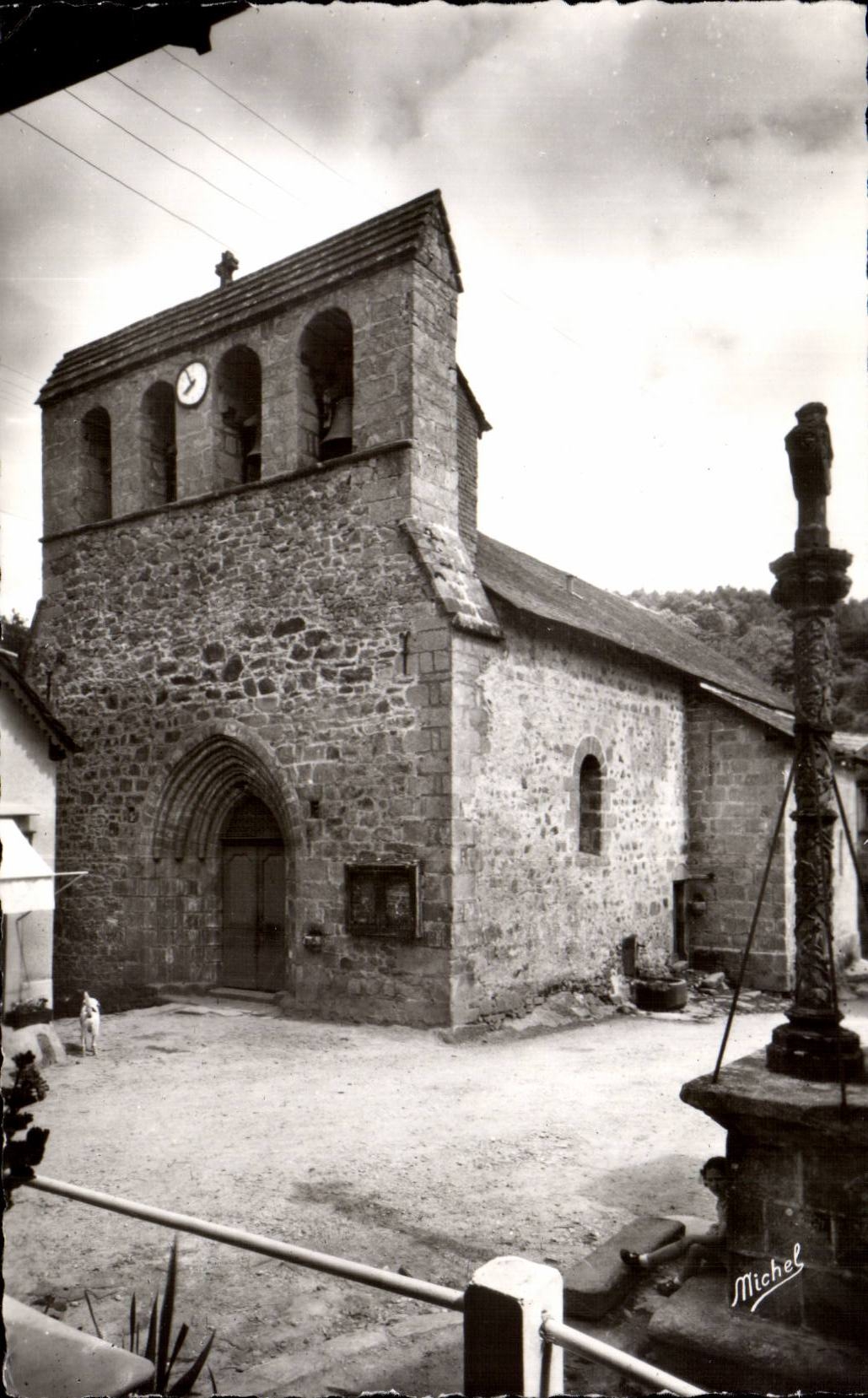 Gimel - L'Église — Édition La Corrèze Touristique, cliché Michel