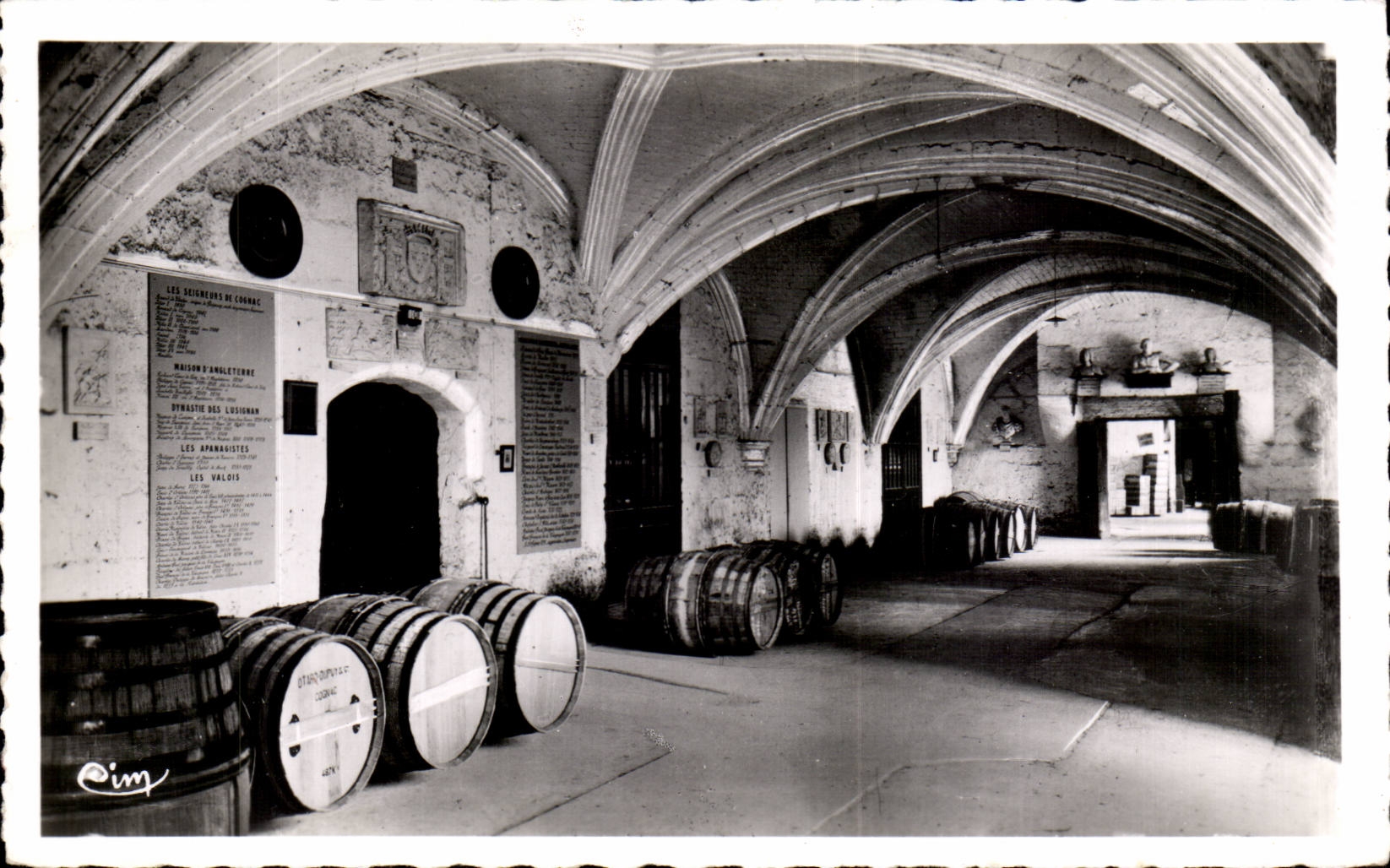 Salles des Gardes du Chateau du Cognac - CPA 