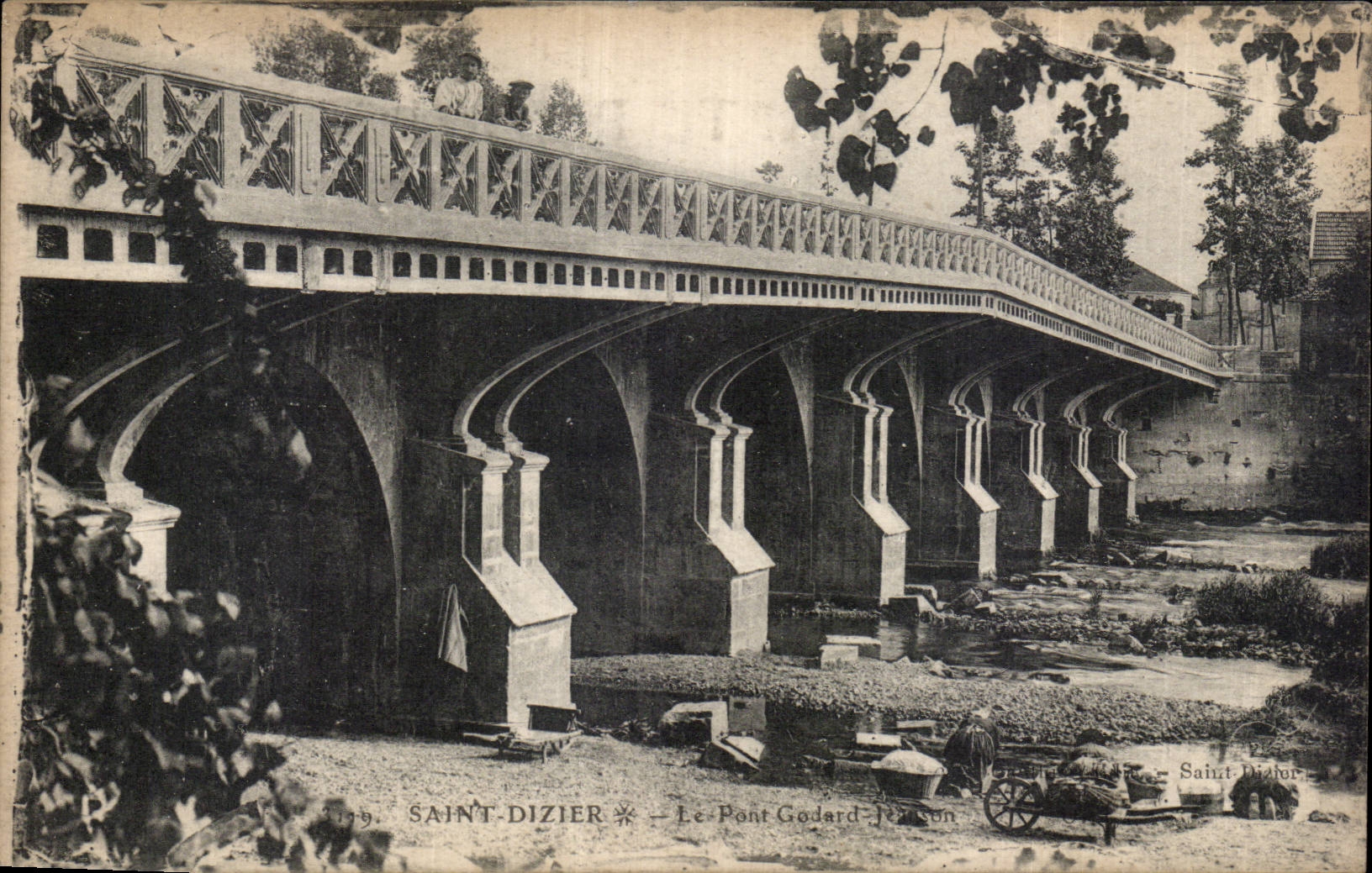 Saint Dizier - Le Pont Godard Lavandieres - CPA 