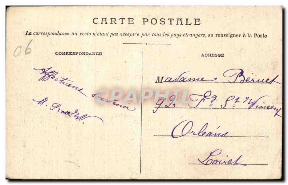 Cannes - Un coin du Port et le Mont Chevalier - CPA  — Verso