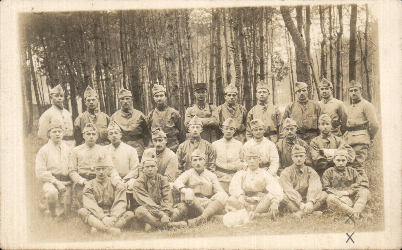 CARTE PHOTO Militaria Soldats