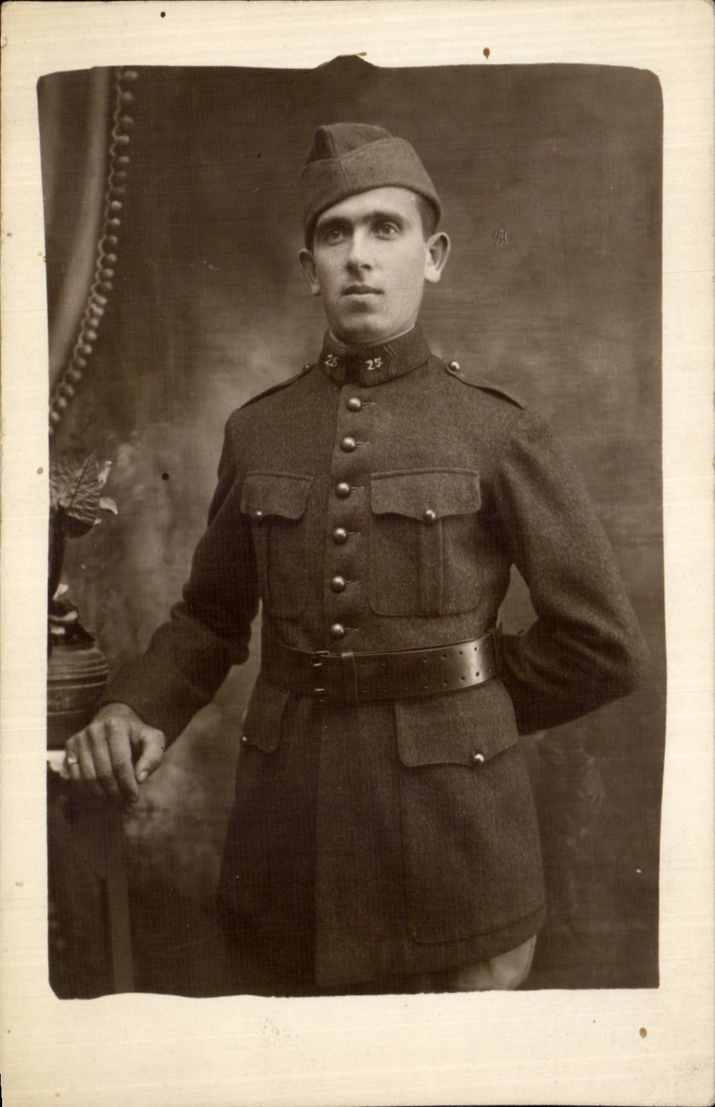 CARTE PHOTO Militaria Soldat