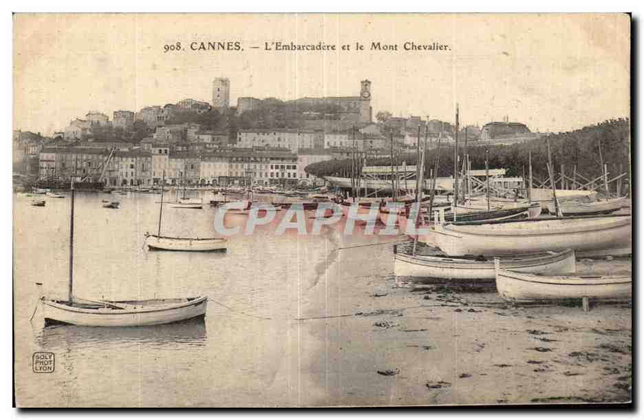 CANNES — L'Embarcadère et le Mont Chevalier — Soly Phot Lyon, n° 908