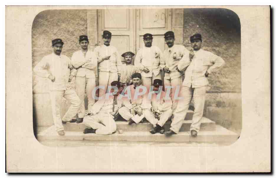 CARTE PHOTO Militaria Soldats