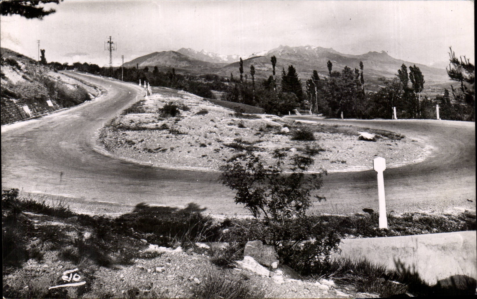 Les Alpes — Route Napoléon — Col Bayard (1.246 m) — ABEIL Éditeur
