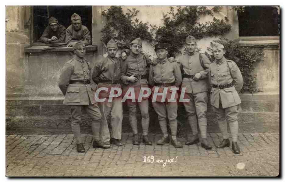 Groupe de soldats — 169 au jux! — CPAPHIL