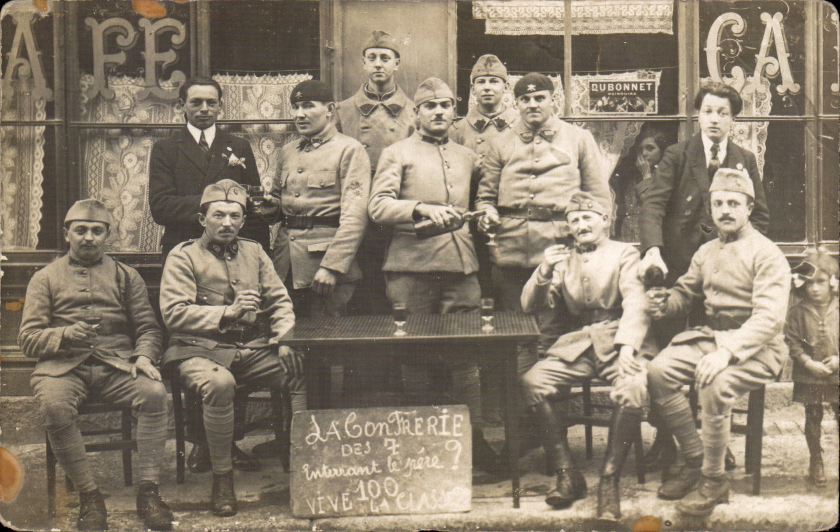 CARTE PHOTO Militaria Soldats
