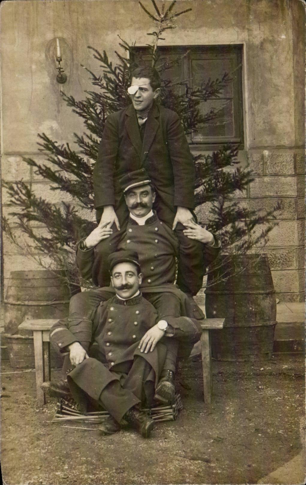 CARTE PHOTO Militaria Soldats Aveugle 