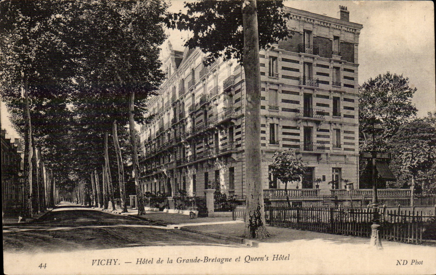Vichy — Hôtel de la Grande-Bretagne et Queen's Hôtel — ND Phot