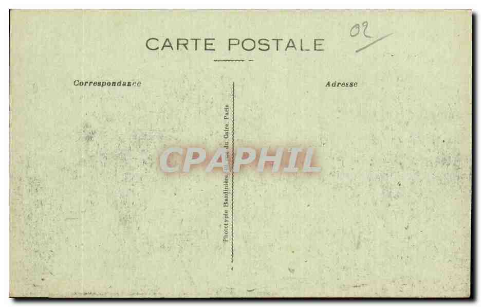 Chauny (Aisne) — Le Palais de Justice et les maisons environnantes rasées par ordre du Général allemand — Phot-Express, Paris — Reverso