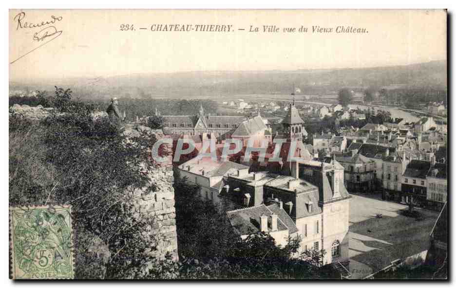 Chateau Thierry - La Ville vue du Chateau - CPA 