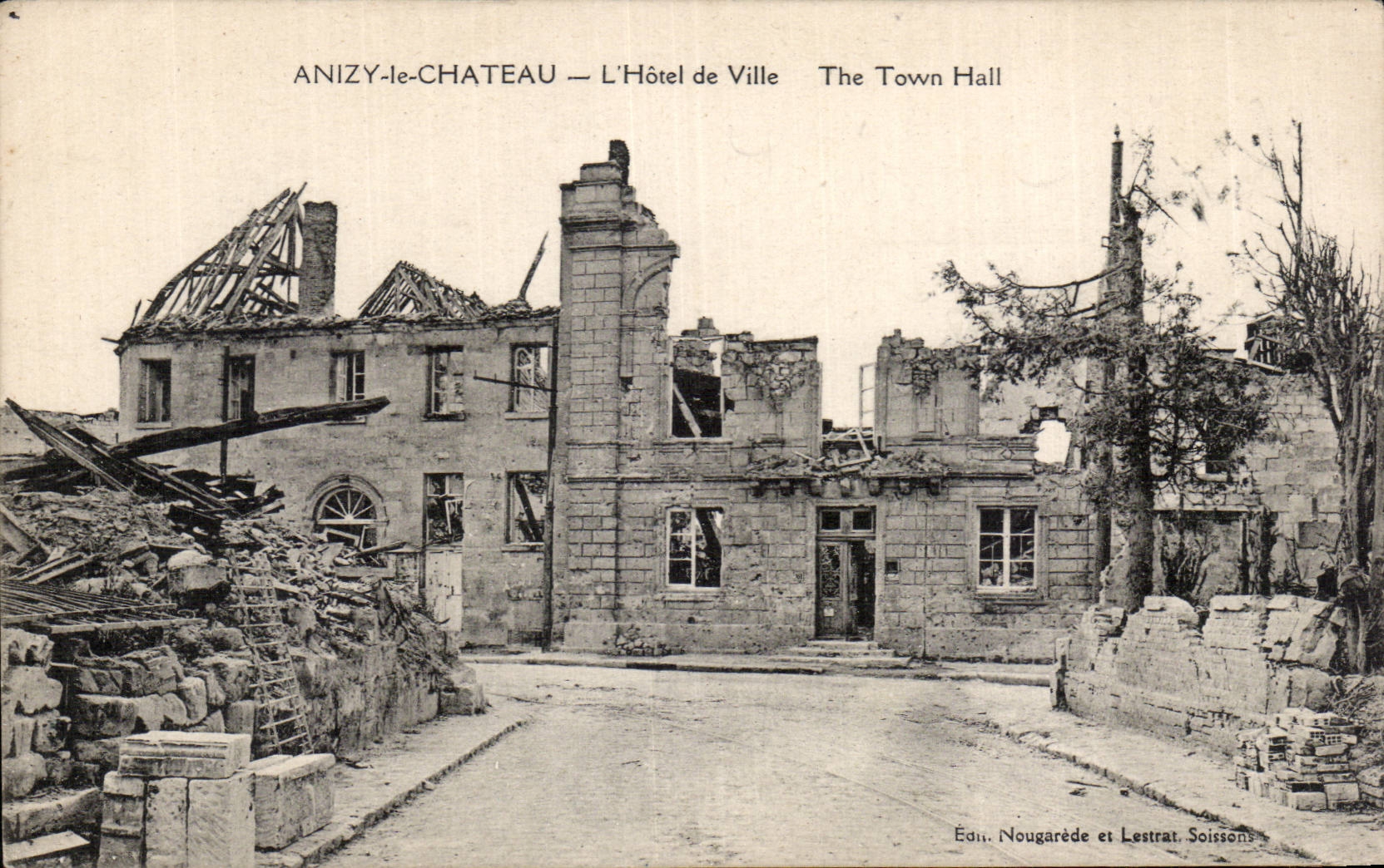 ANIZY-le-CHATEAU — L'Hôtel de Ville — The Town Hall