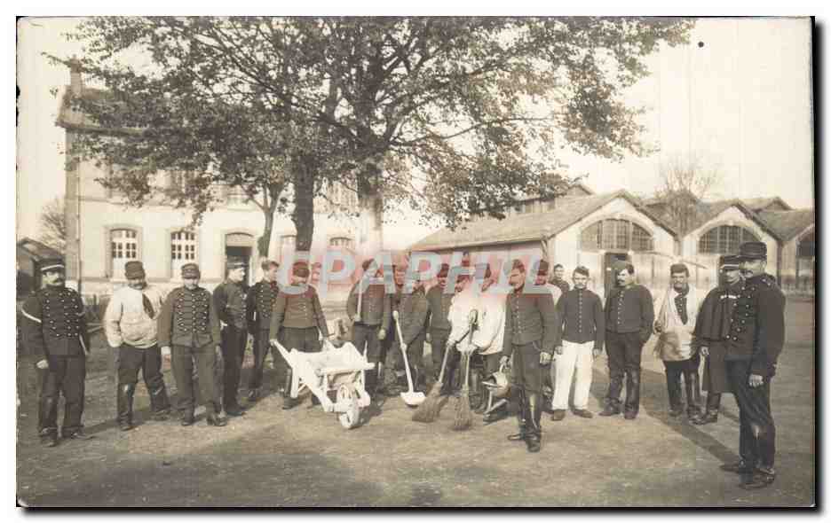 CARTE PHOTO Militaria Soldats Escadron du Train 1908