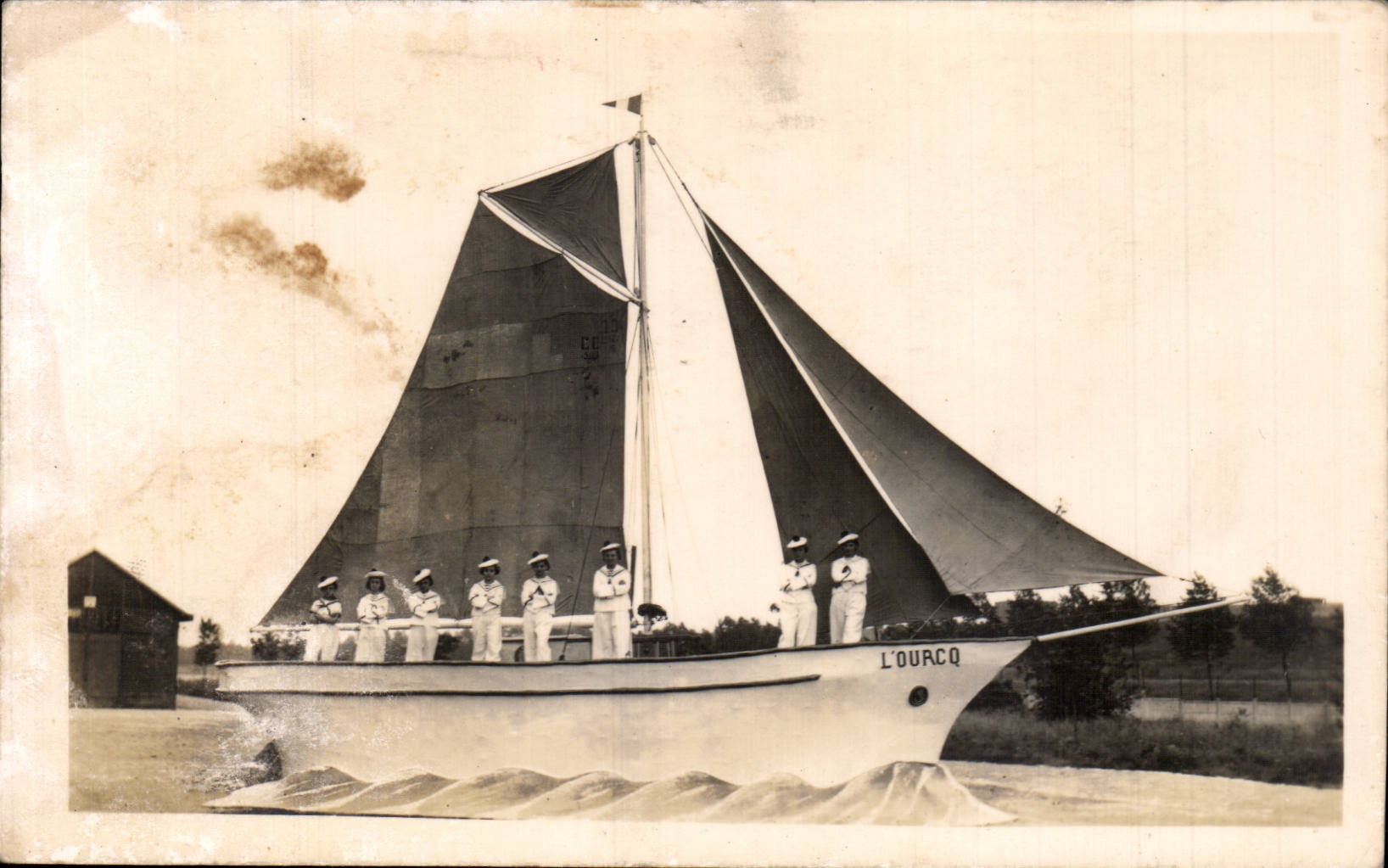 CARTE PHOTO Militaria Soldats Enfants marins Bateau L ourcq