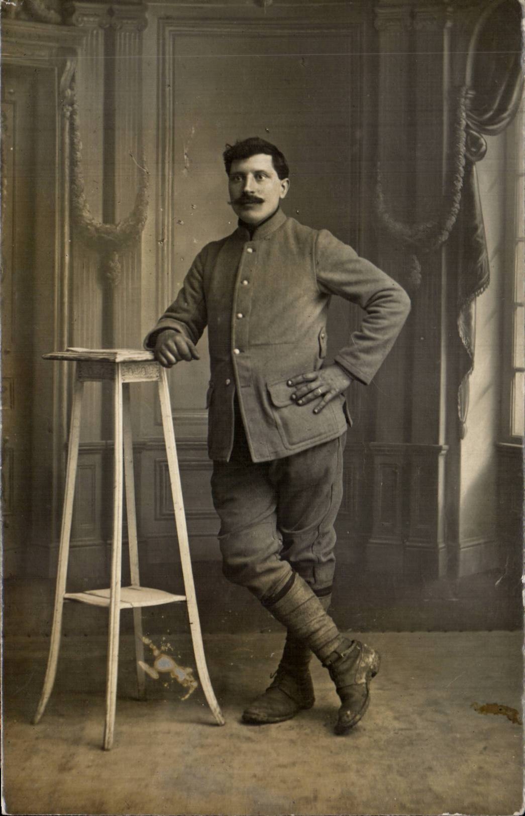 CARTE PHOTO Militaria Soldat