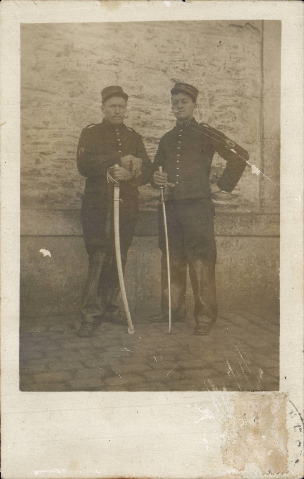 CARTE PHOTO Militaria Soldats