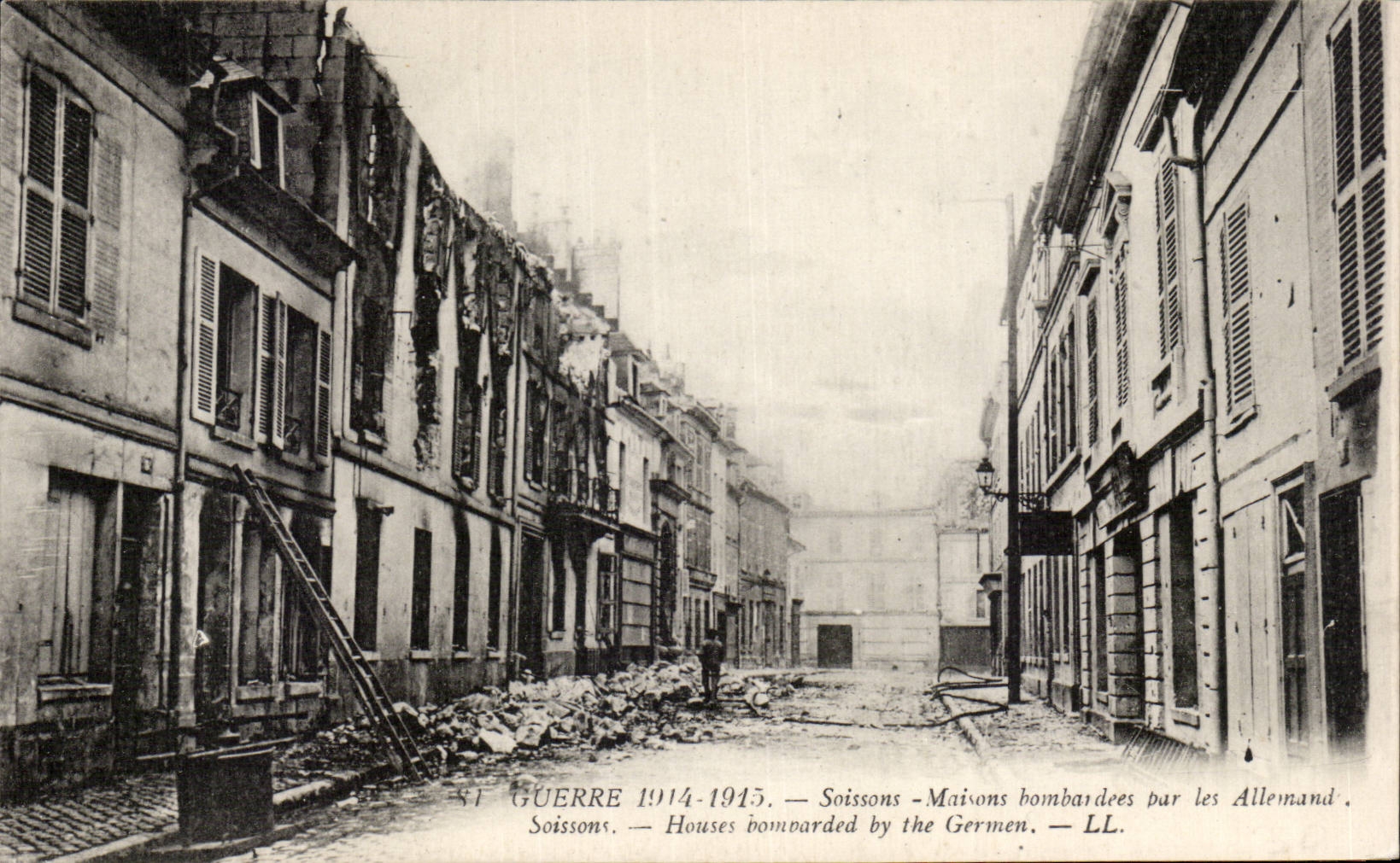 Soissons — Maisons bombardées par les Allemands — LL