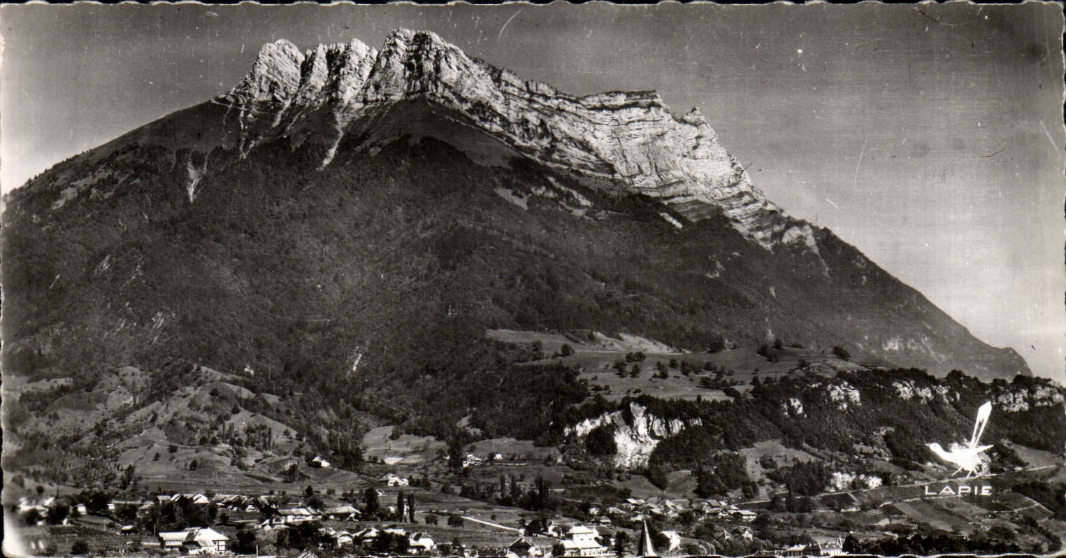 Le Dent d Arclusaz dans le Massif des Bauges - CPA