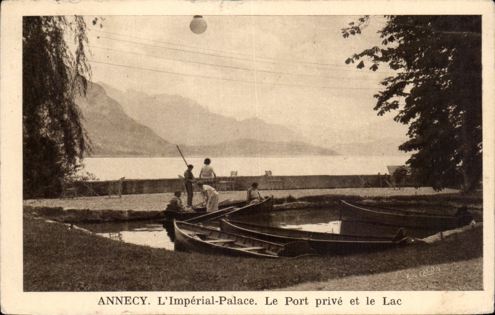 Annecy. L'Impérial-Palace. Le Port privé et le Lac — Édit. d'art E.-H. CARON