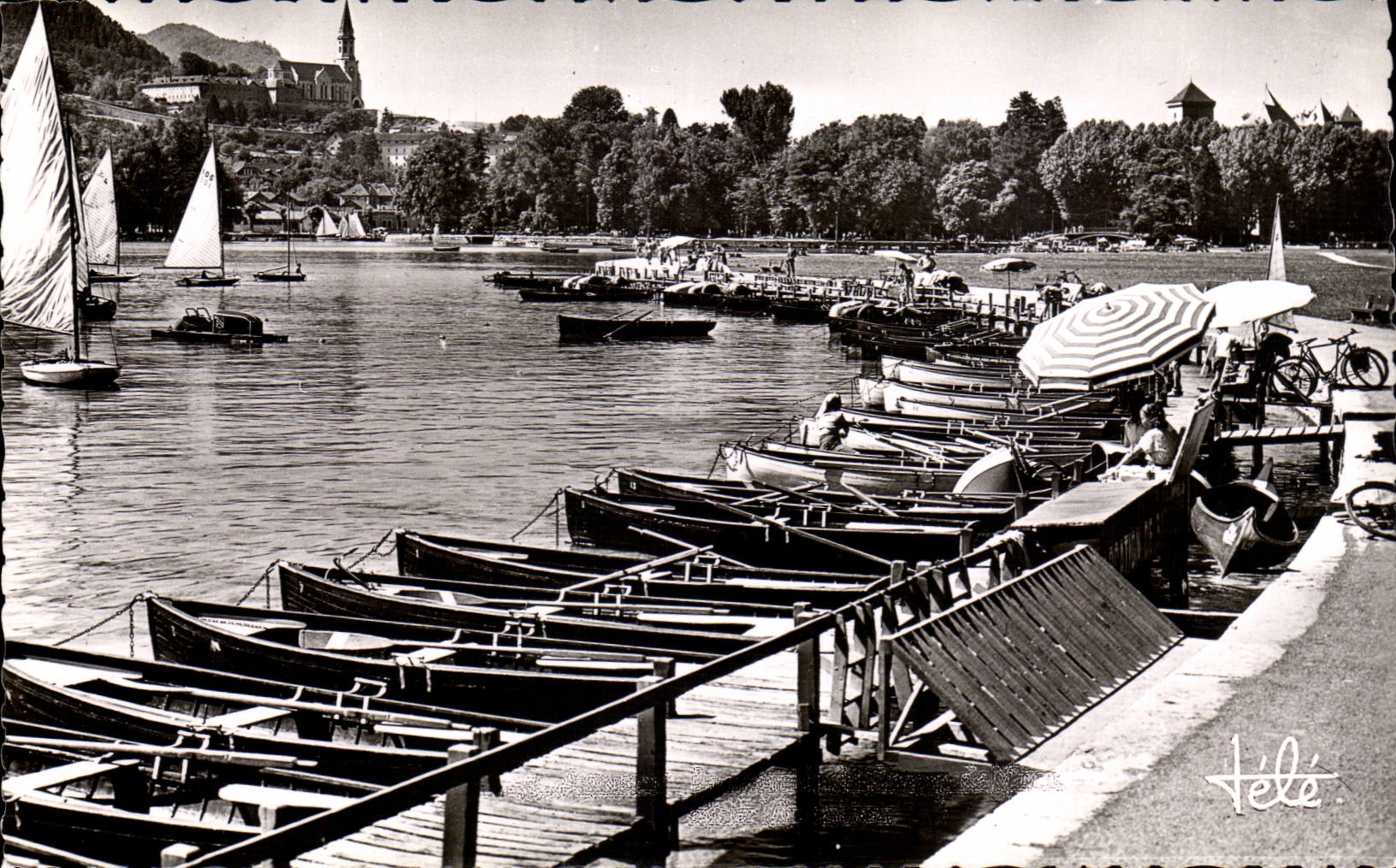 Annecy — Promenade du Champ de Mars et la Visitation — Éditions Télé