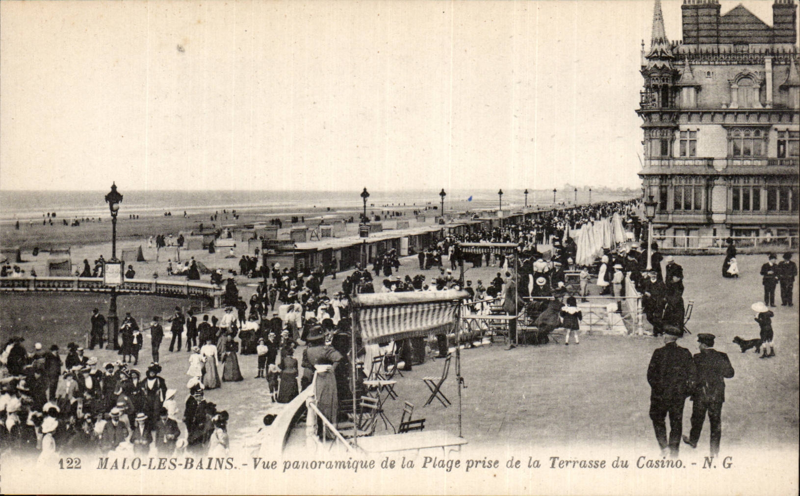 Malo les Bains - Vue Panoramique de la Plage - CPA