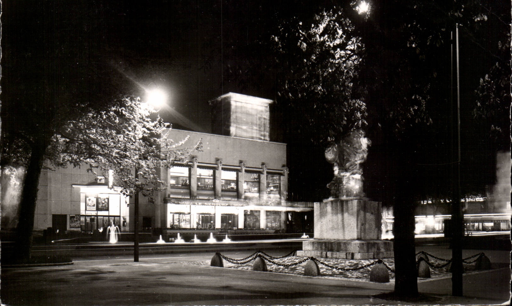 CPSM Annecy Le casino la nuit Cliche Andrieux