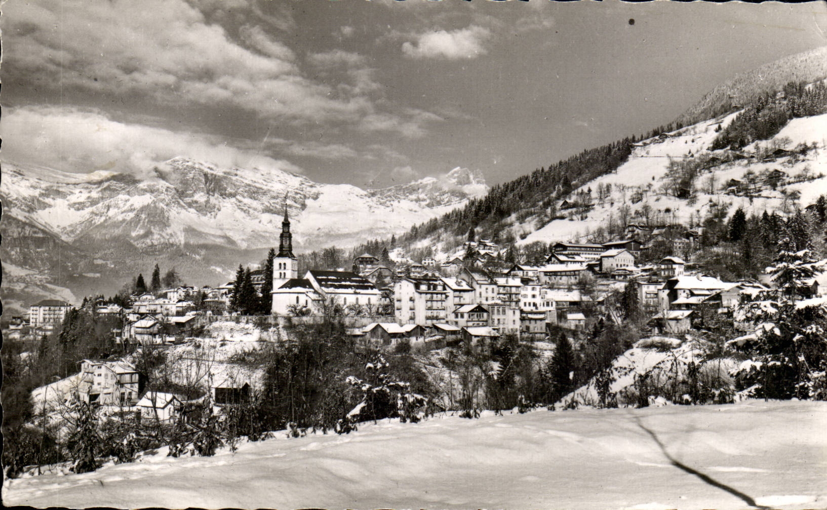 Saint-Gervais — Vista generale (850 m) — Foto RUMEX