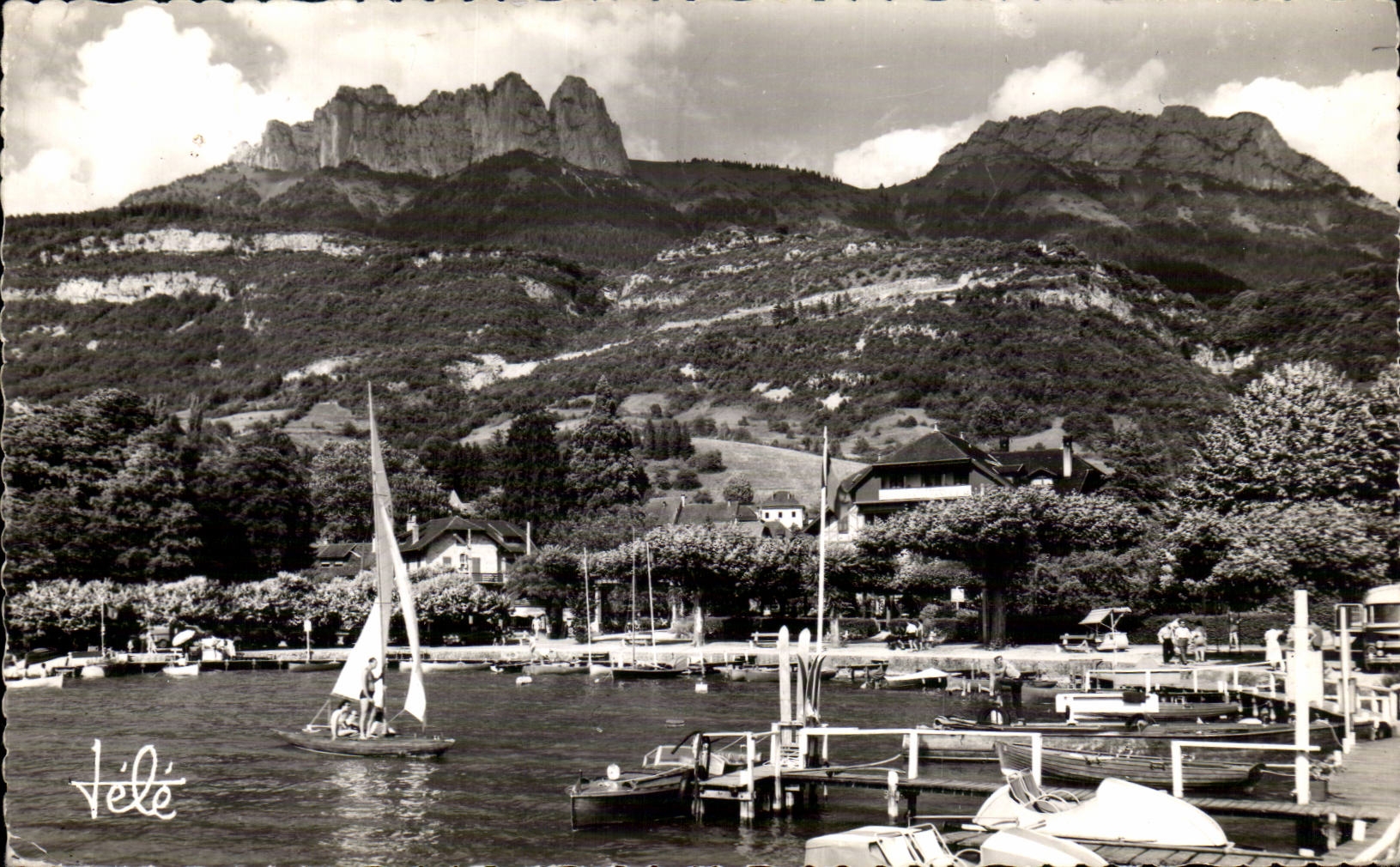 Port de Talloires — Les Dents du Lanfon et la Tournette — Édition Télé