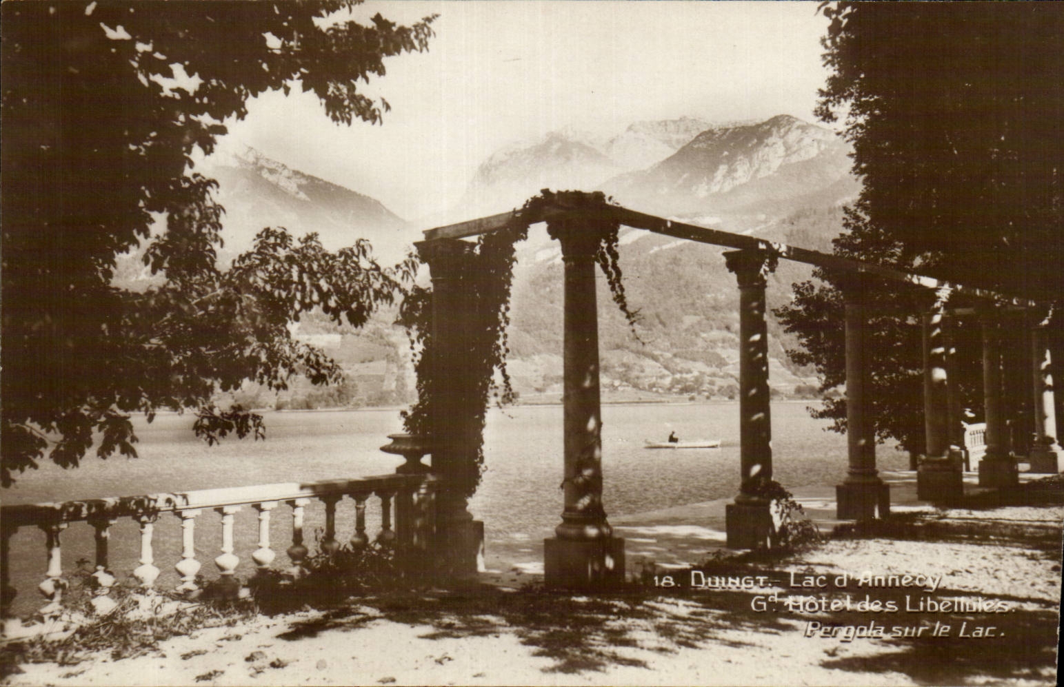 Lac d'Annecy — Hôtel des Libellules — Bergola sur le Lac — Duingt