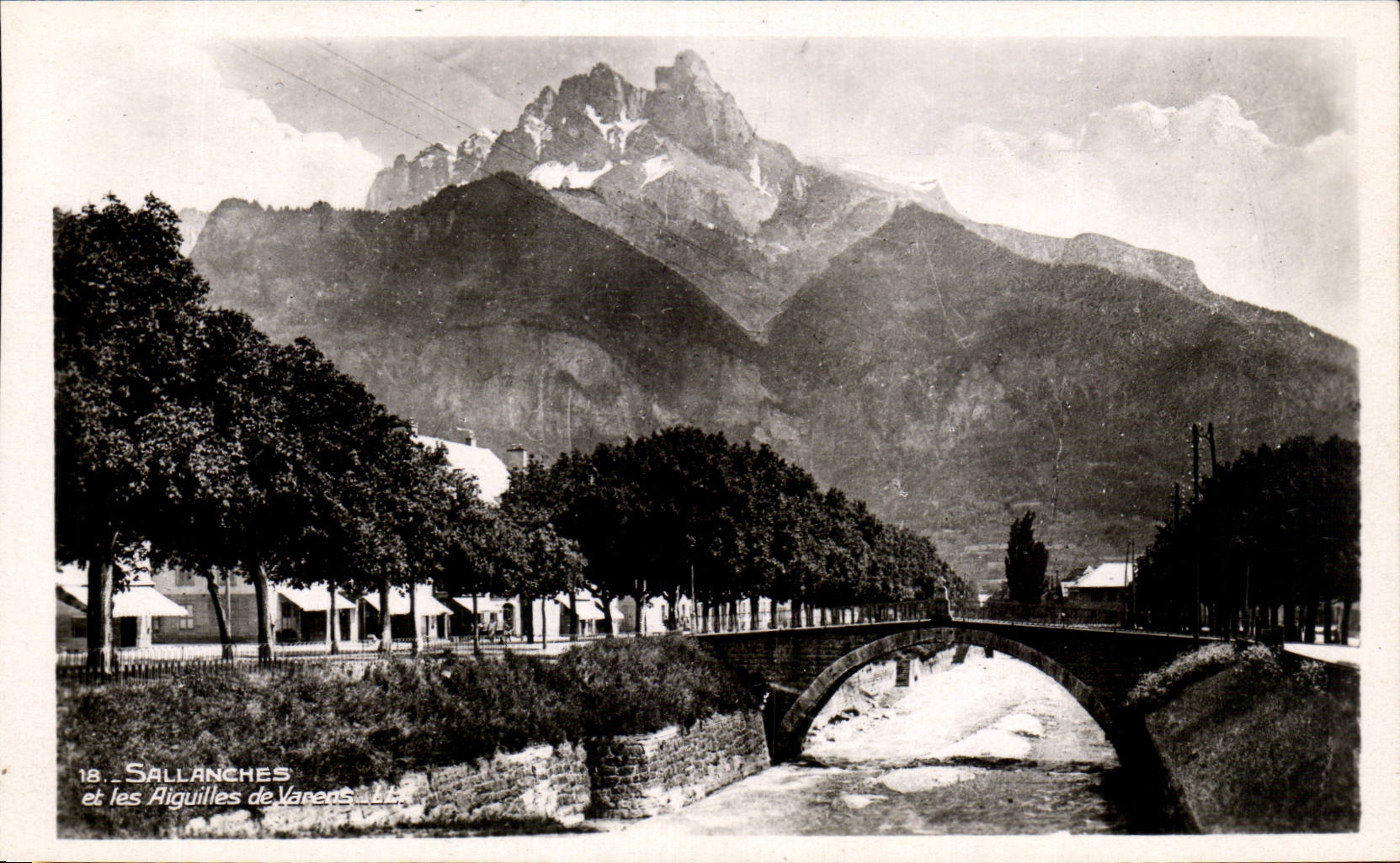 Sallanches et les Aiguilles de Varans — Édition Mont-Blanc Sallanches