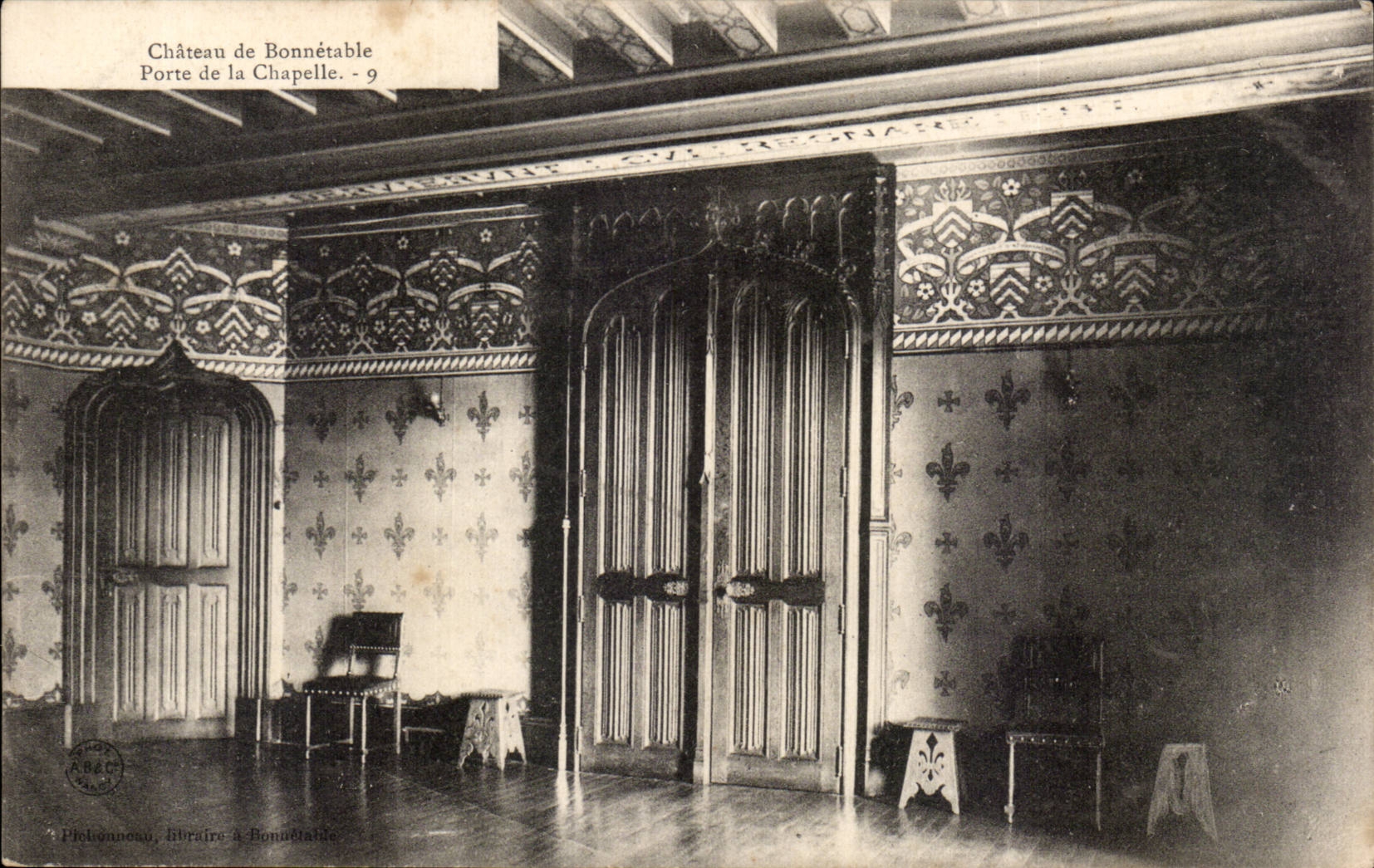 CPA Chateau de Bonnetable Porte de la chapelle
