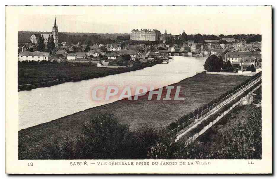 CPA Sable Vue generale prise du jardin de la ville