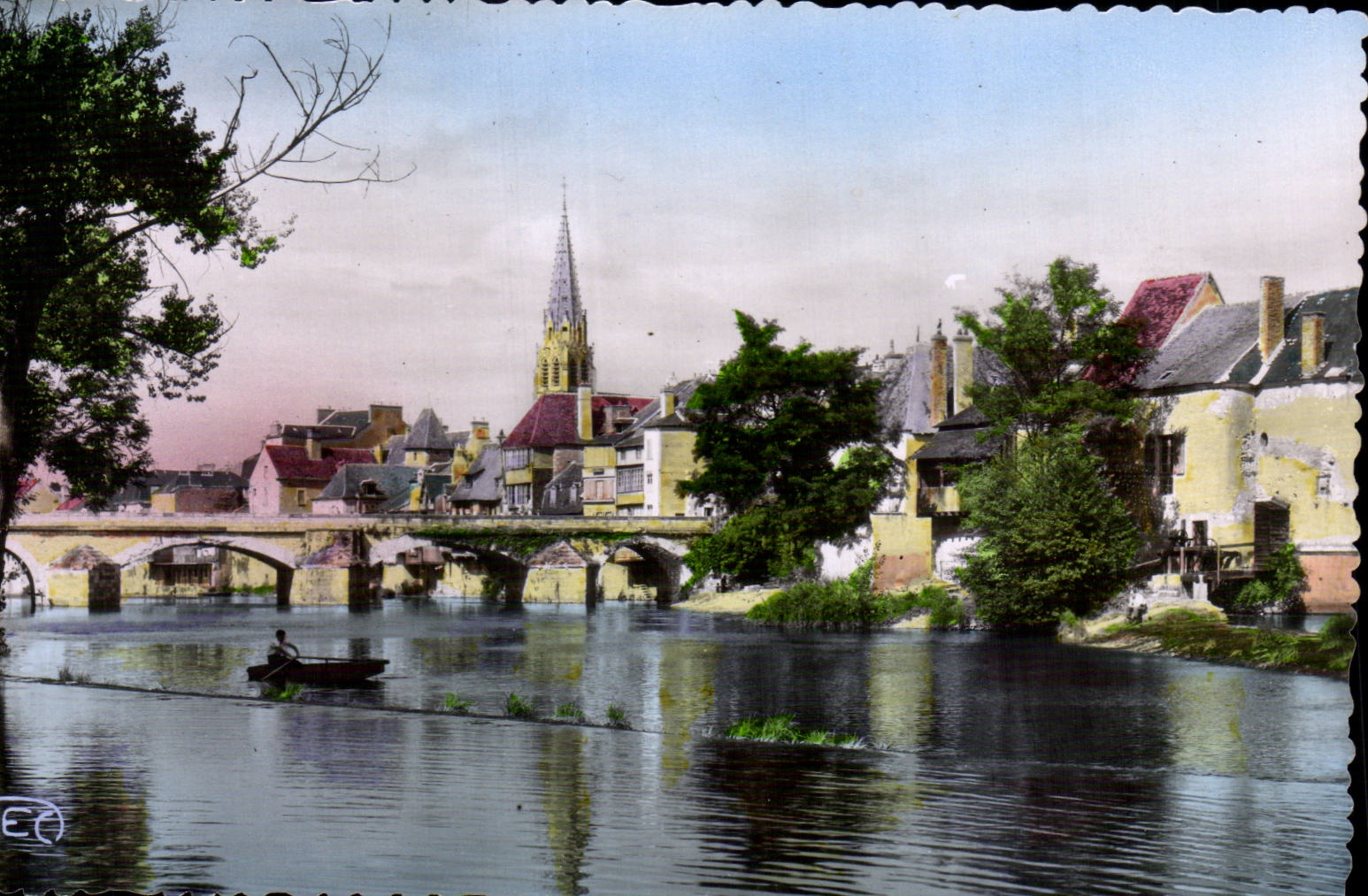 Argenton-sur-Creuse — View of the banks of the Creuse at the New Bridge — M. ROUSSEL Photo - Publisher