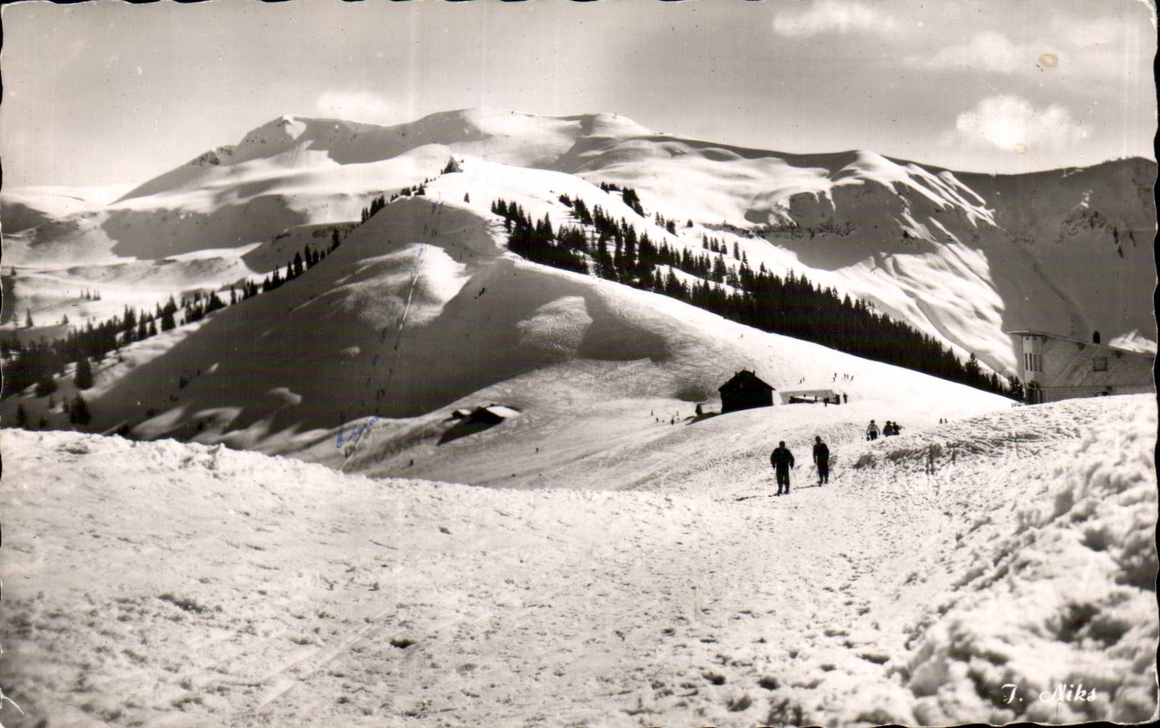 Vue des pistes et du Plateau des Saix — Samoëns (Haute-Savoie) — J. Niks