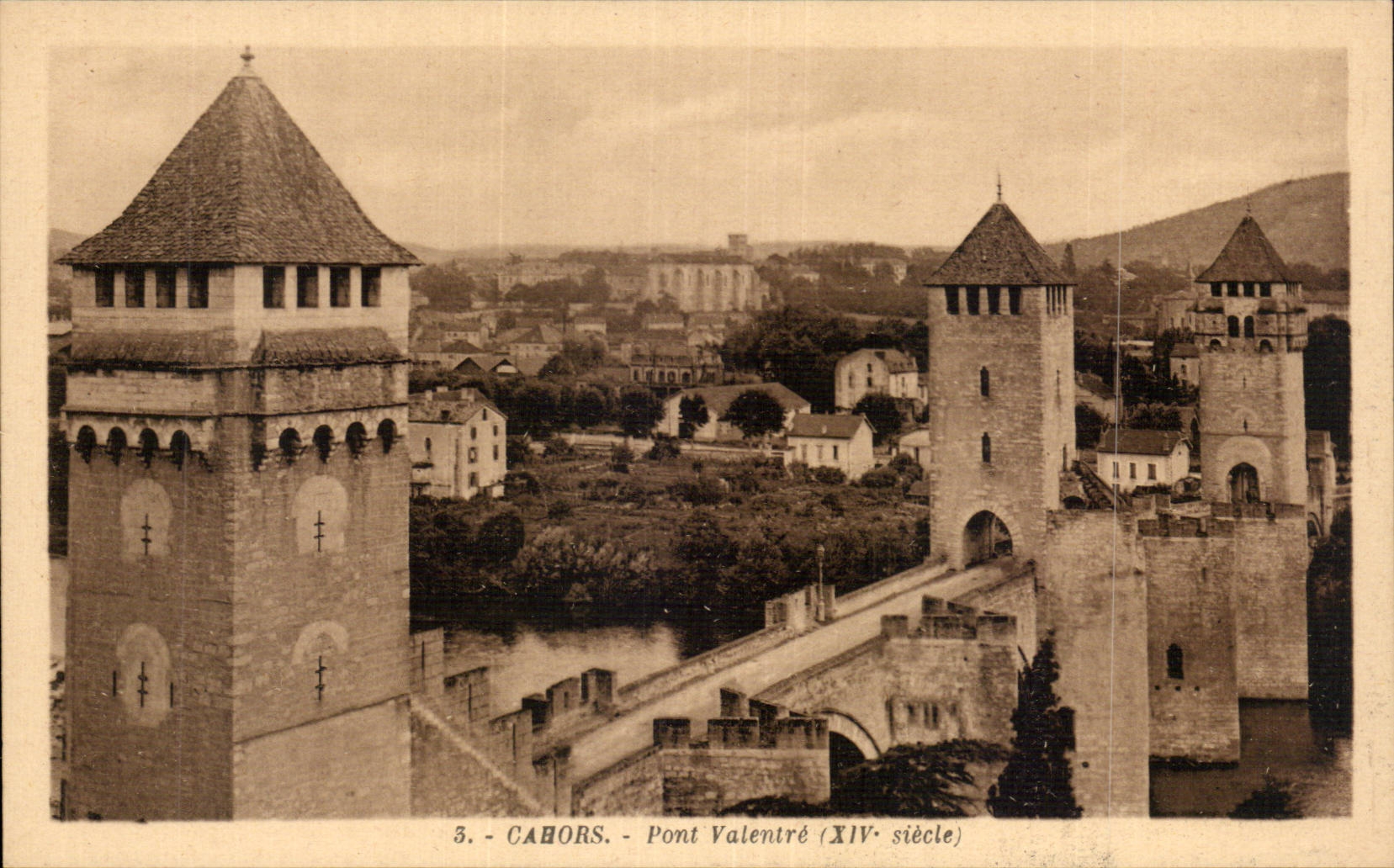 Cahors - Pont Valentré (XIVe siècle) — Édition La Cigogne, Rue Réhémur, Paris