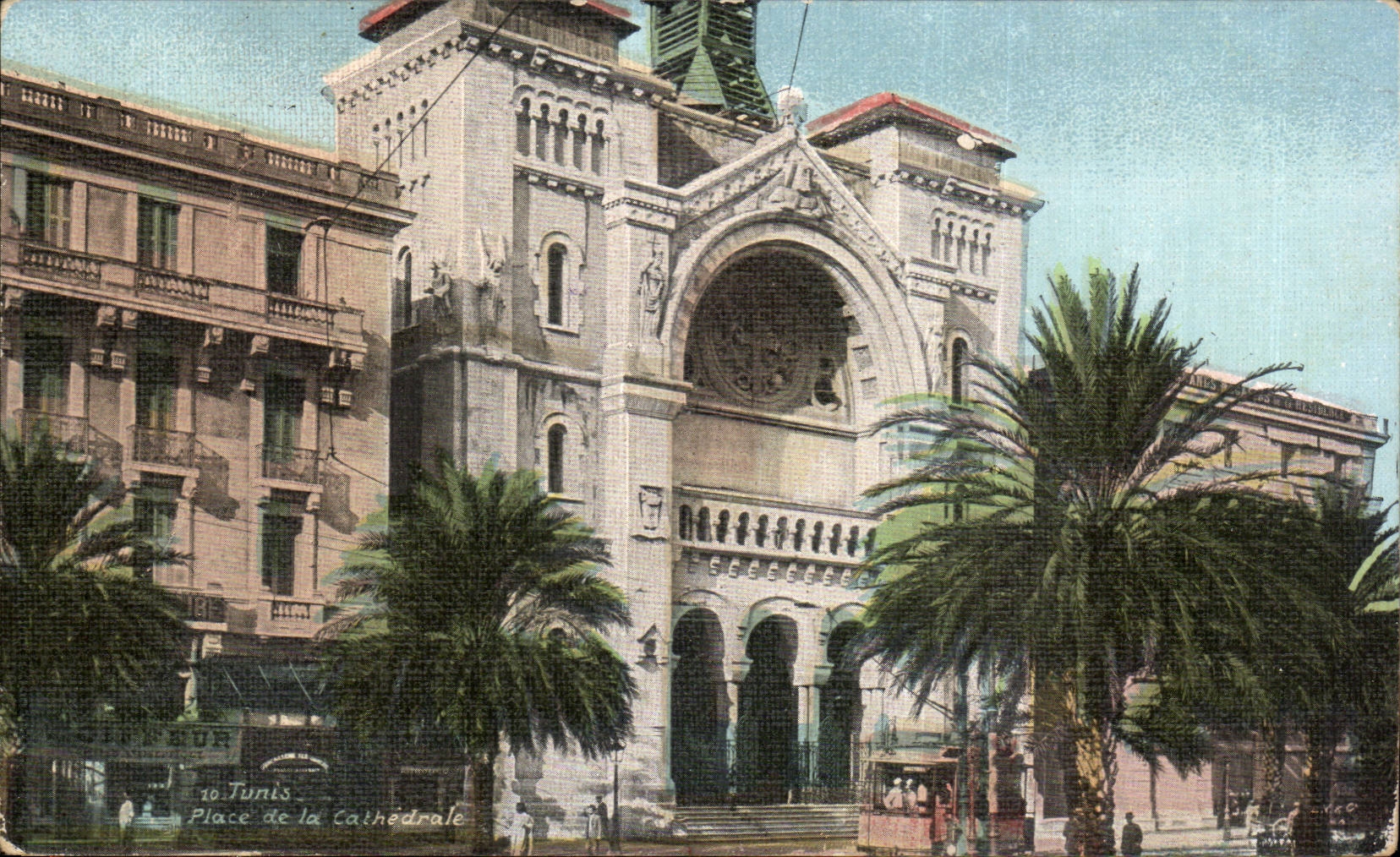 CPA Tunisie Place de la cathedrale