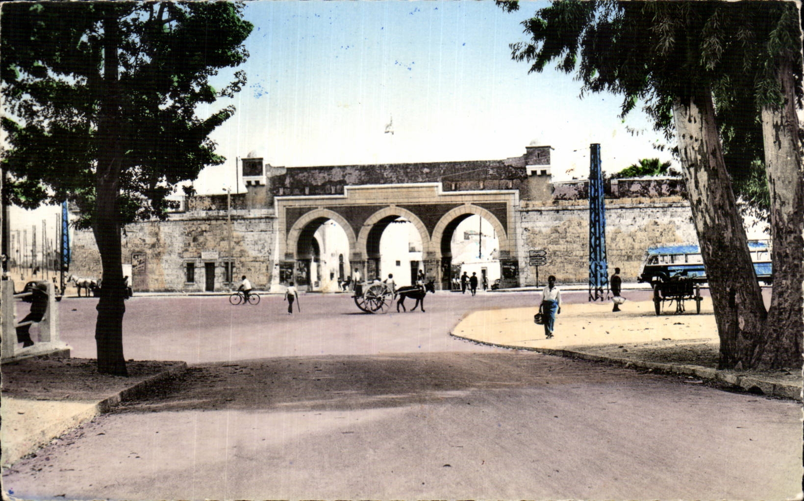 CPA Tunisie Tunis Portes de Bab Saadoun 