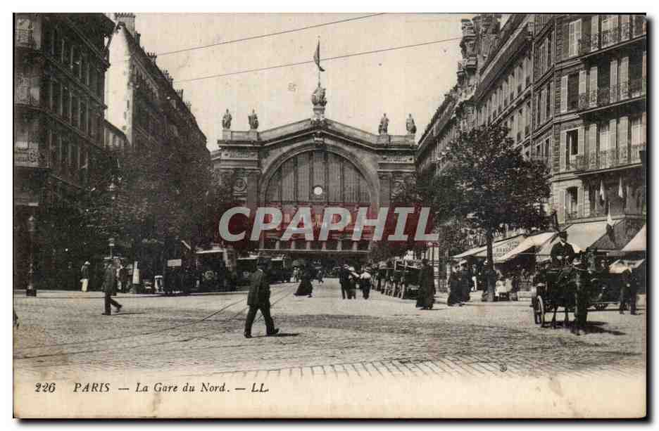 CPA Paris Boulevard La gare du Nord