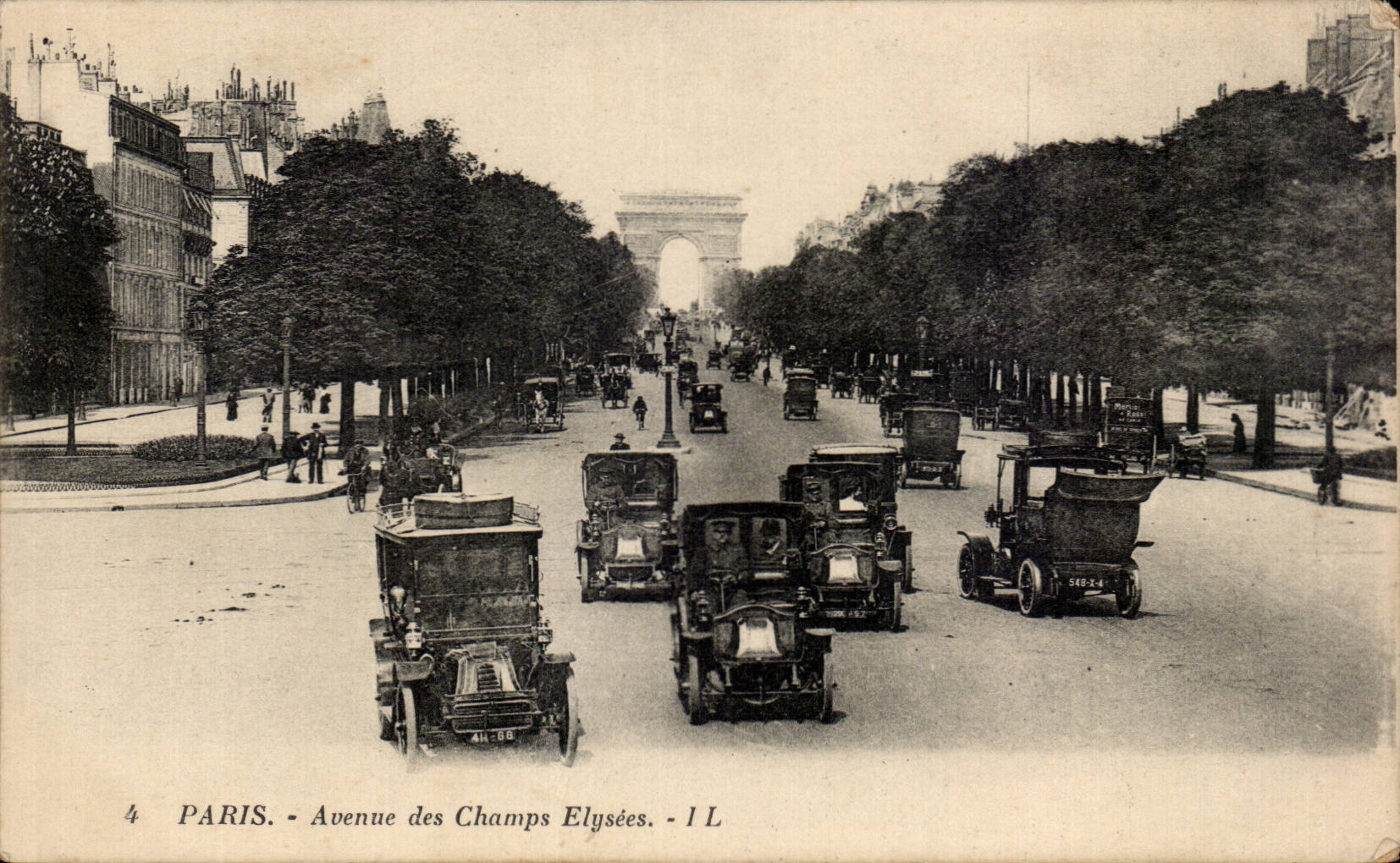 Paris - 8 - Avenue des Champs Elysees - CPA 