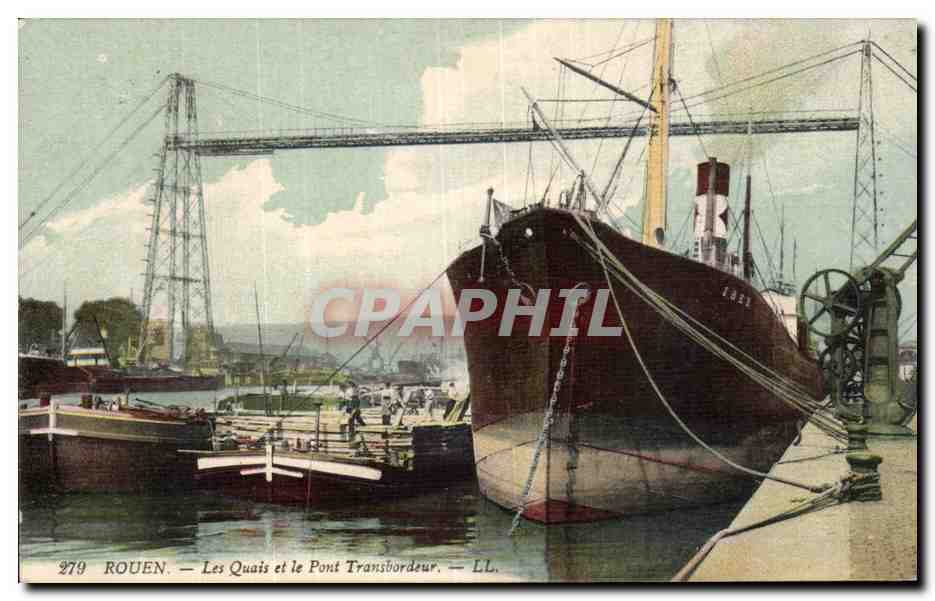 CPA Rouen Les quais et le pont transbordeur Bateau