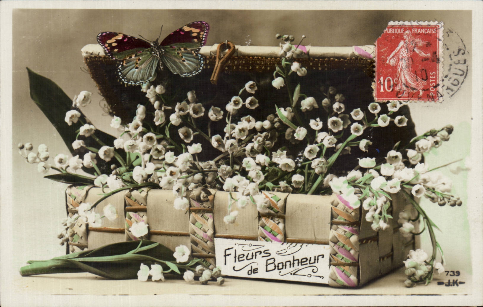 CPA Fantaisie Fleurs Muguet Porte bonheur Papillon Butterfly
