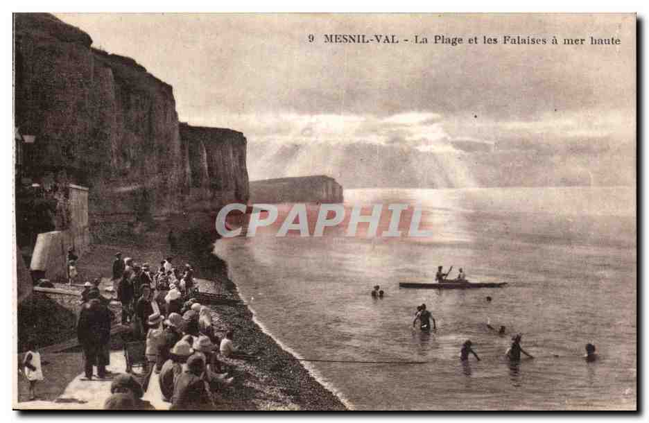 Mesnil Val - La Plage et les Falaises - CPA 