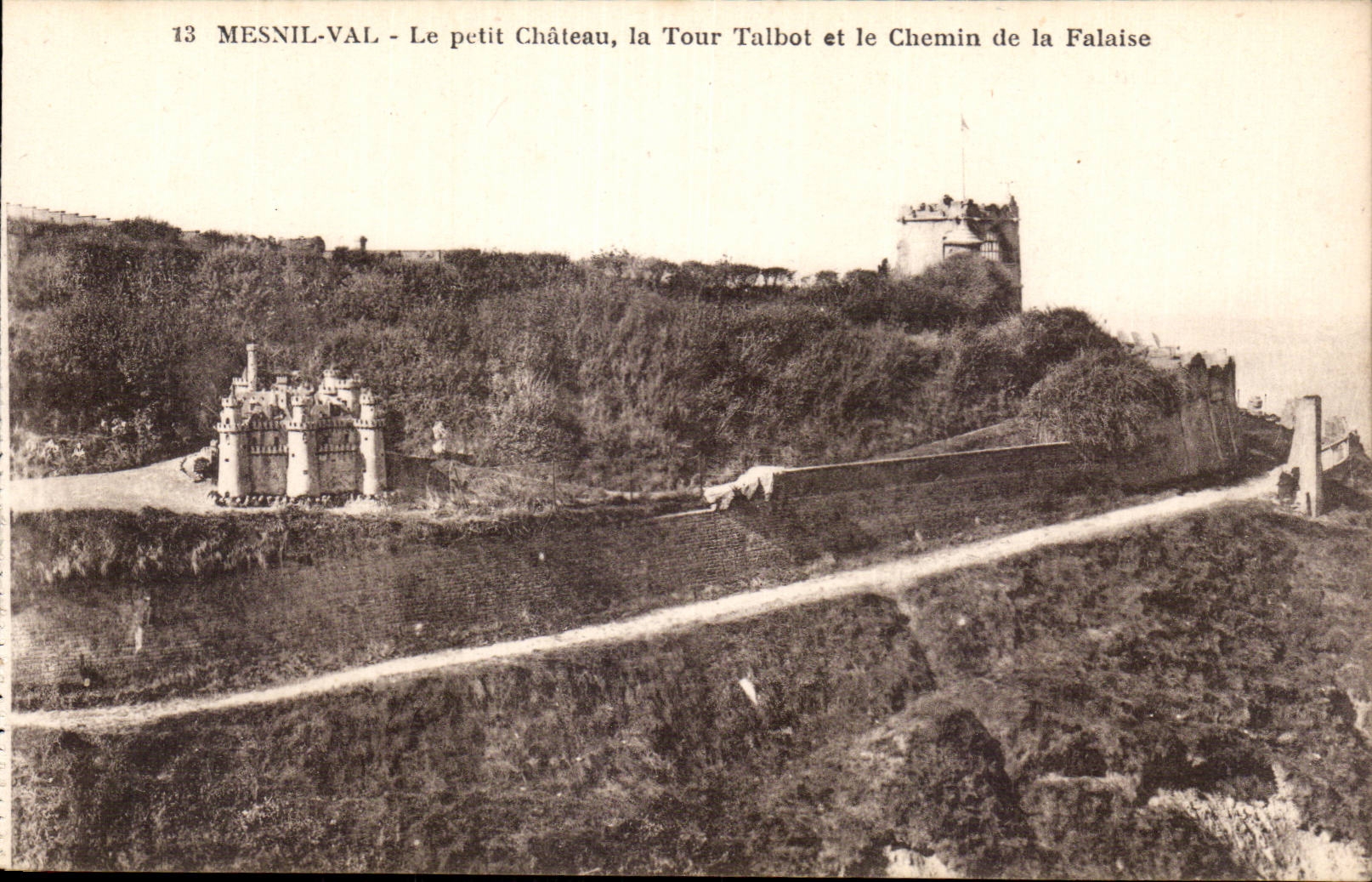 Mesnil Val - Le Petit Chateau - La Tour Talbot - Chemin de la Falaise - CPA 