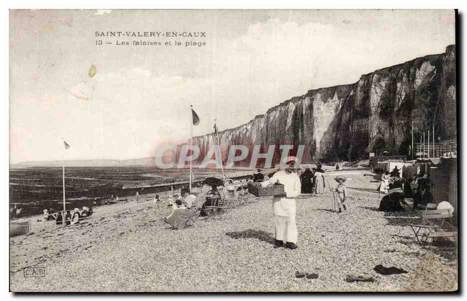 Saint Valery en Caux - Les Falaises et la Plage Vendeur ambulant - CPA 
