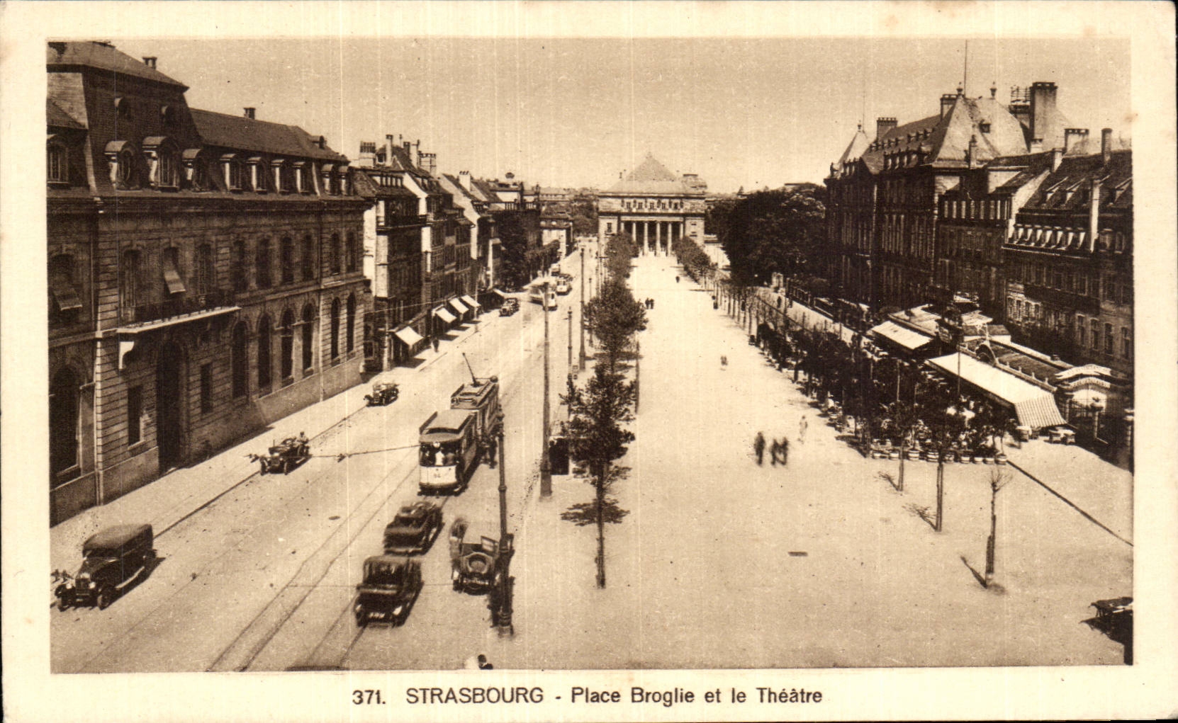Strasbourg - Place Broglie et le Theatre - CPA