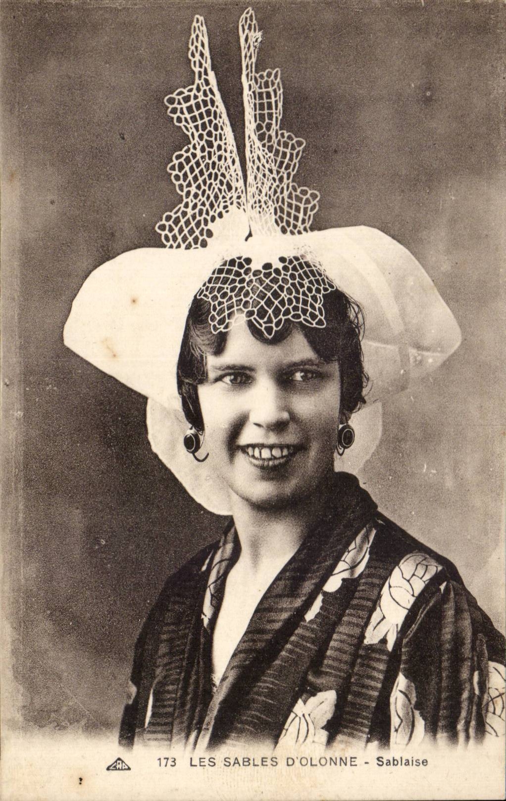 Folklore - Costumes - Sables d Olonne - Sablaise - CPA